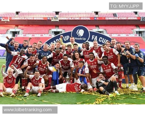 中超赛场波尔图大胜阿森纳引发转会风波全场沸腾 中超赛场波尔图大胜阿森纳引发转会风波全场沸腾