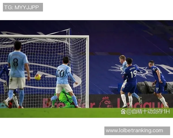 德甲焦点战拜仁小胜曼城红牌争议引发全场热议