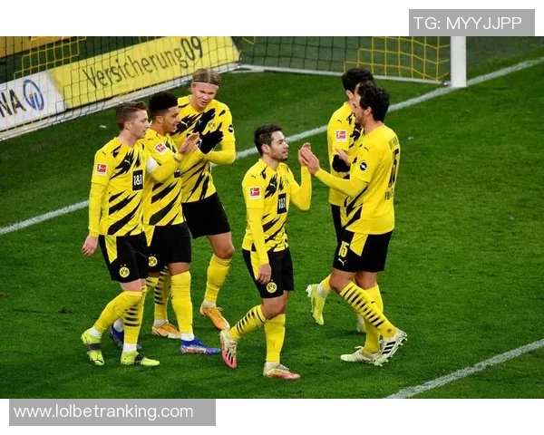 世界杯精彩对决多特蒙德6比2横扫那不勒斯战术解析引发全场热议